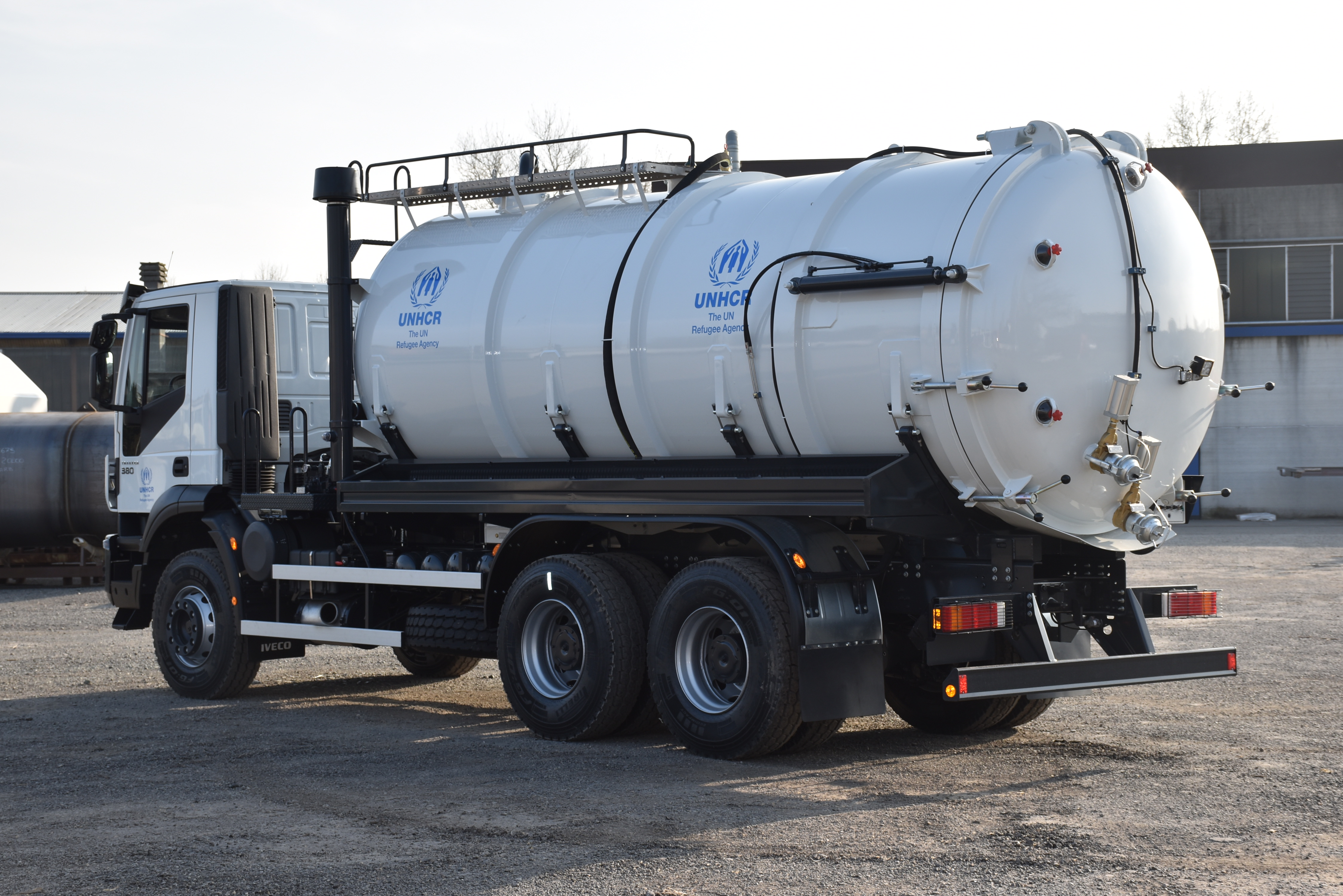 Ravasini SpA Water tankers – Fuel Trucks - Water Bowser Tanks