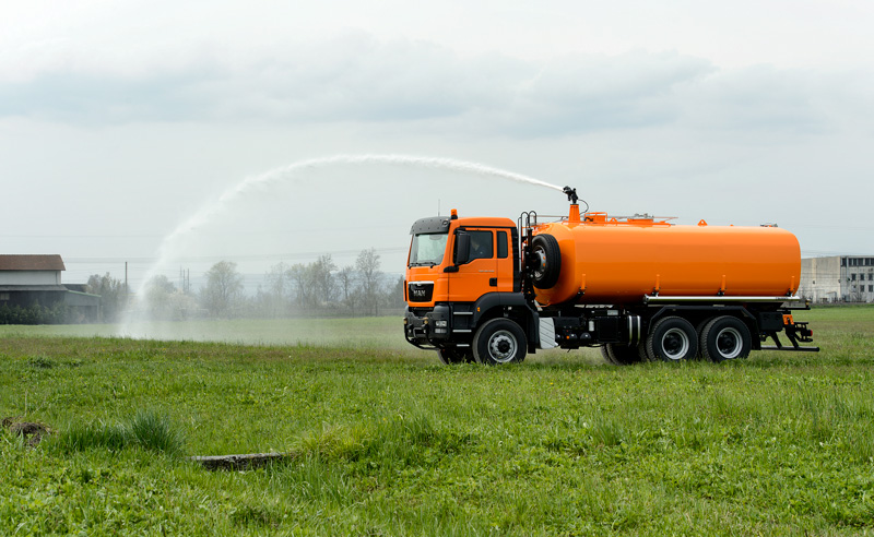water tank manufacturer